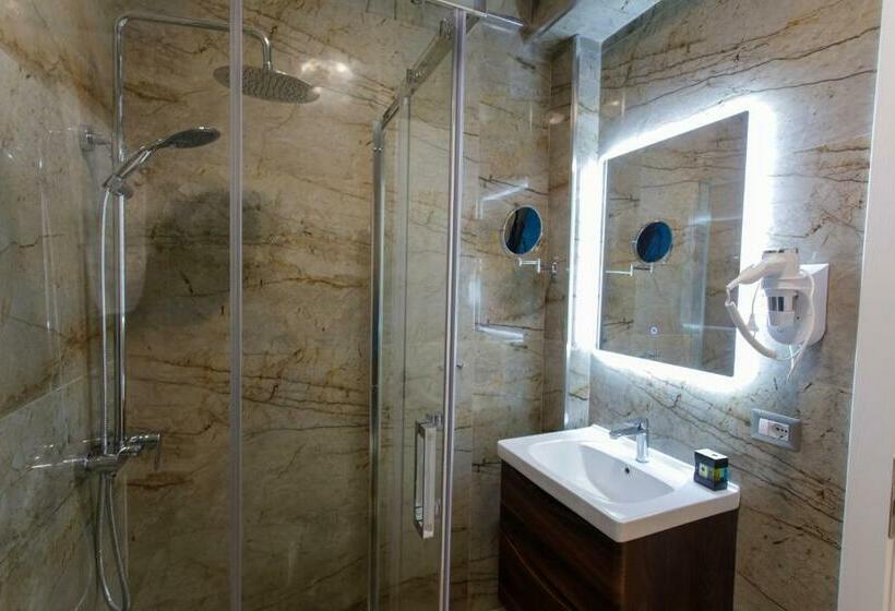 חדר דלוקס, Elite Palace