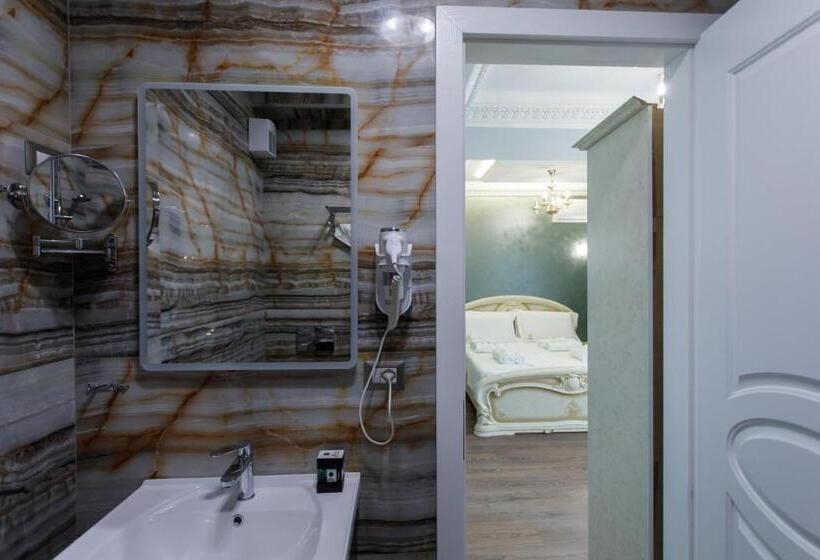 סוויטת ג'וניור, Elite Palace