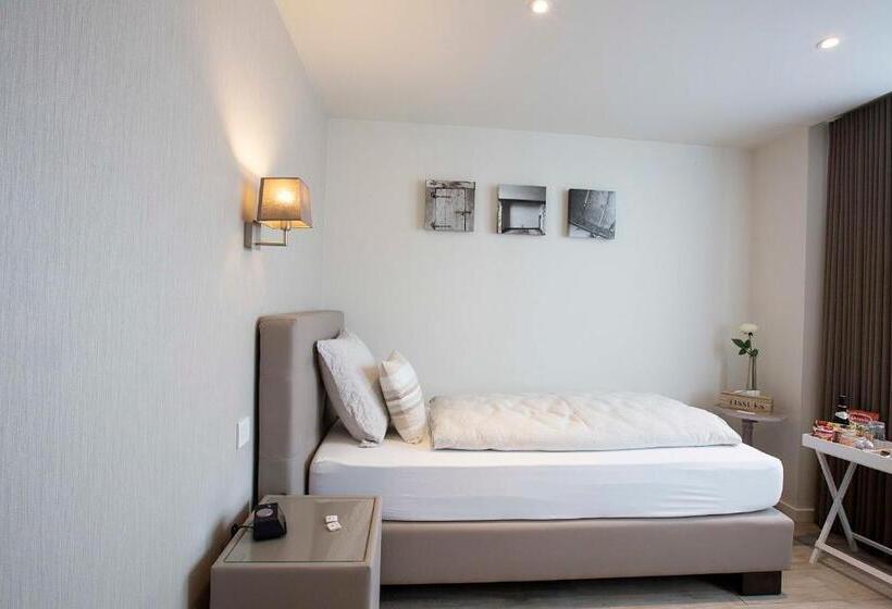 חדר יחיד עם טרסה, B&b 't Meesterhof