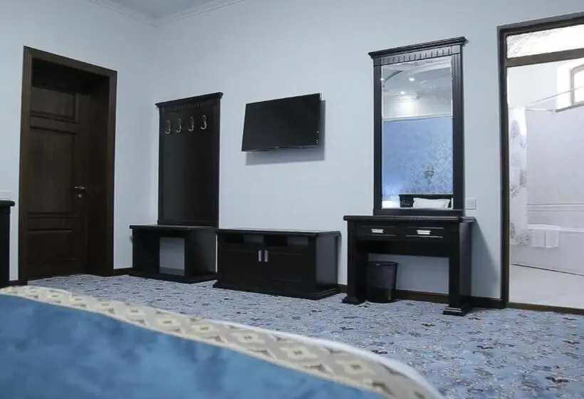 اتاق استاندارد سه نفره, Emirs Garden Residence