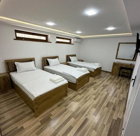 חדר סטנדרט לשלושה, Emirs Garden Residence