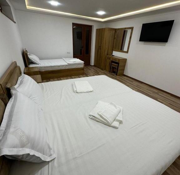 חדר סטנדרט לשלושה, Emirs Garden Residence