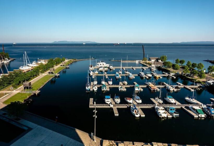 غرفه قياسيه سريرين مزدوجين, Delta Hotels By Marriott Thunder Bay