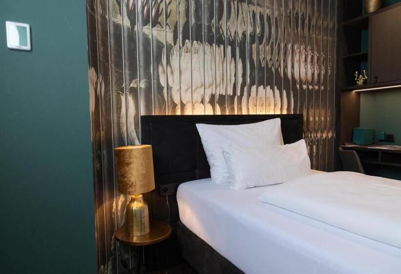 标准单人间, Aiola Living Graz