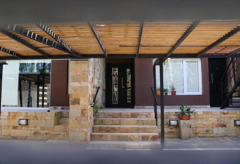 4인용 스탠다드 룸, Limay Bed&breakfast