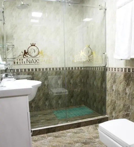 اتاق لوکس, Naxshab