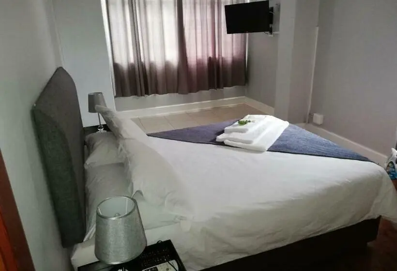اتاق خانوادگی, La Maison On 3rd Guesthouse