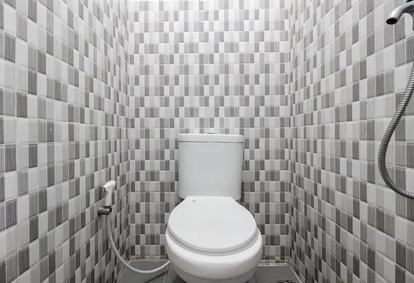 スタンダードルーム, Reddoorz Near Sam Ratulangi Airport Manado