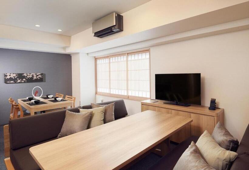 1 Bedroom Deluxe Apartment