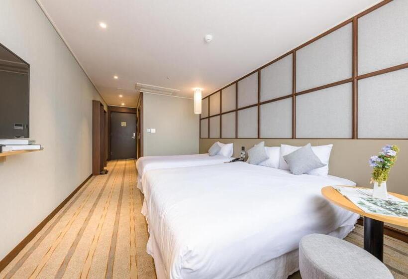 Cameră Familiară, Shin Shin Hotel Cheonjiyeon
