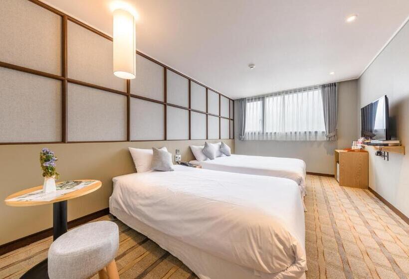 Cameră Familiară, Shin Shin Hotel Cheonjiyeon