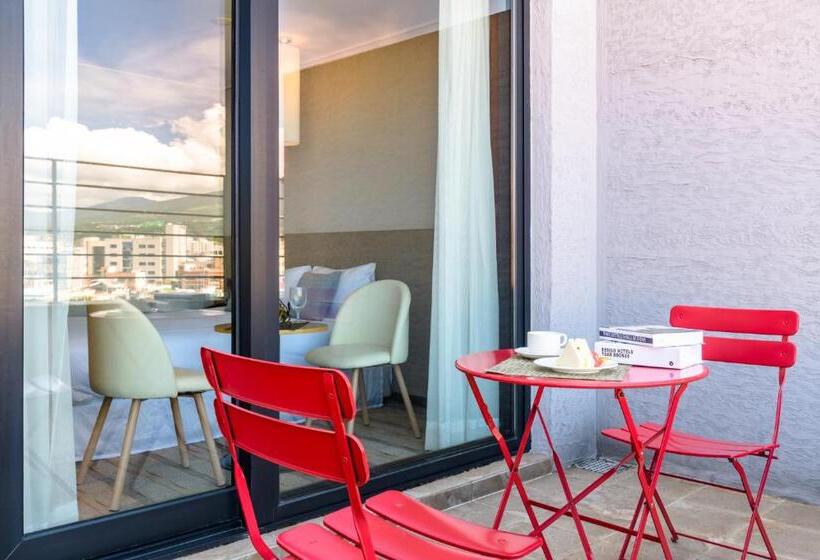 Cameră Deluxe cu Vedere la Munte, Shin Shin Hotel Cheonjiyeon