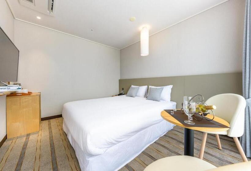 Cameră Deluxe cu Vedere la Munte, Shin Shin Hotel Cheonjiyeon