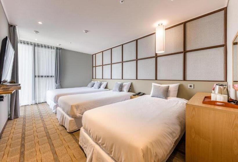 Cameră Familiară, Shin Shin Hotel Cheonjiyeon