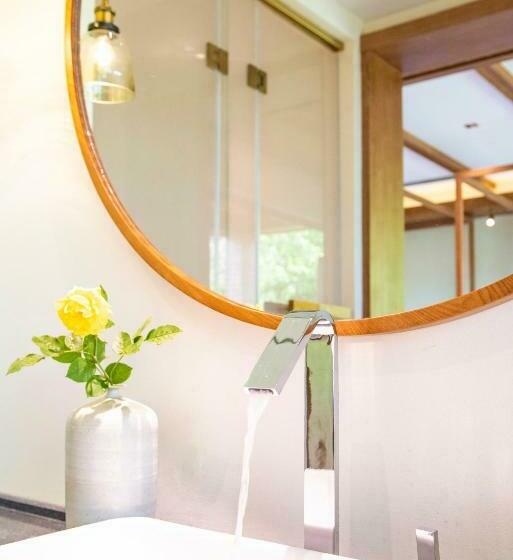 带观景的标准间, Zhangjiajie Creek