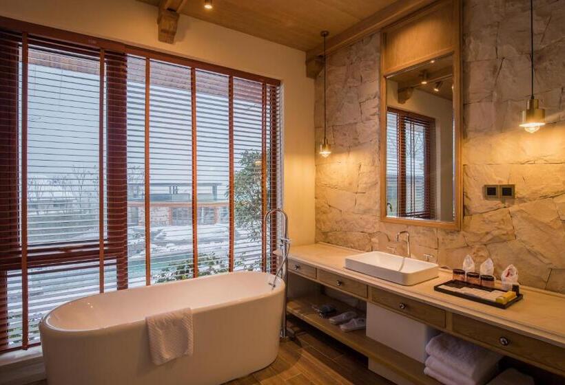 家庭套房, Zhangjiajie Creek