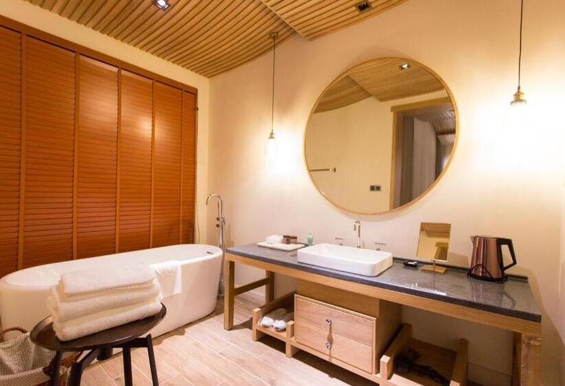 豪华套房, Zhangjiajie Creek