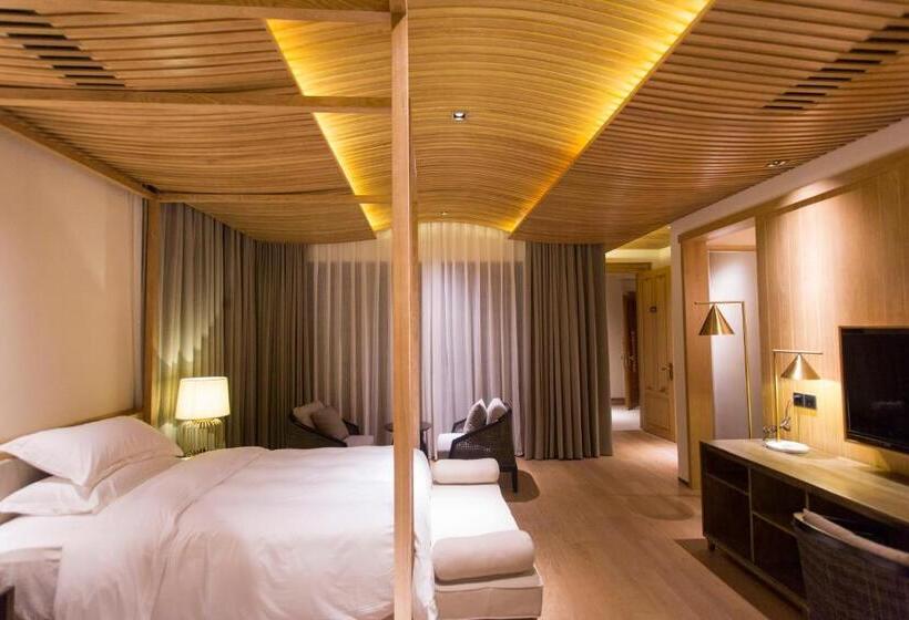 豪华套房, Zhangjiajie Creek