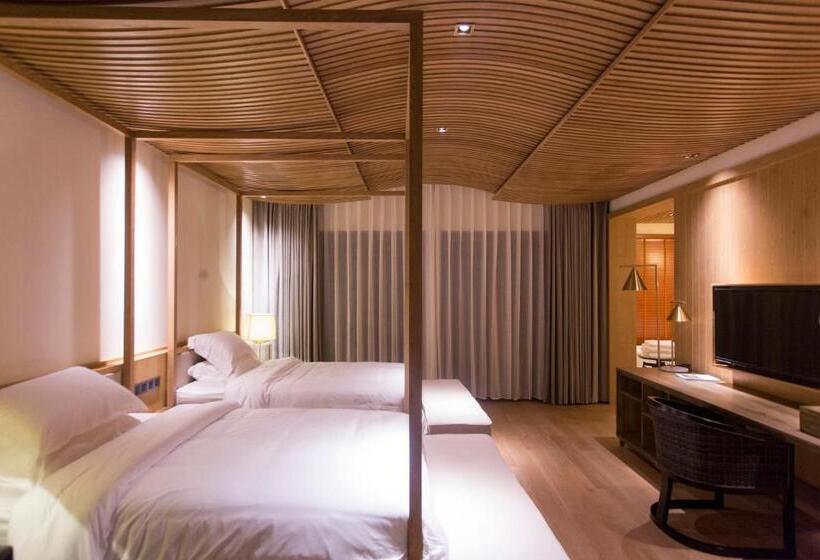 豪华套房, Zhangjiajie Creek