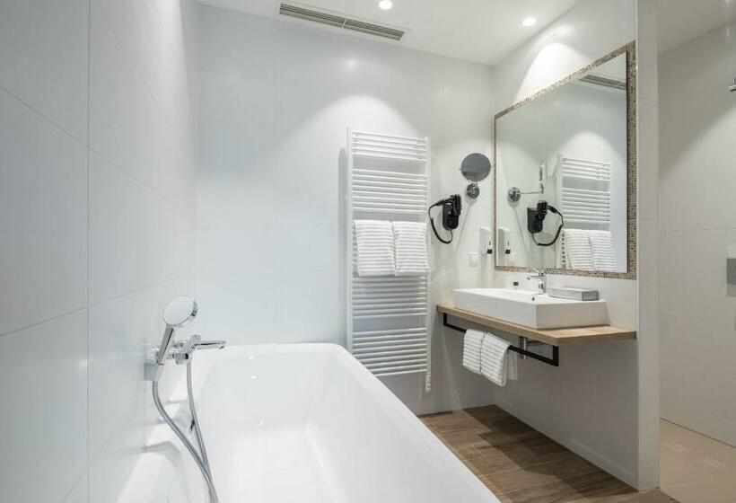 Family Suite, Maassluis