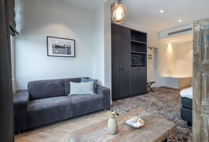 Family Suite, Maassluis