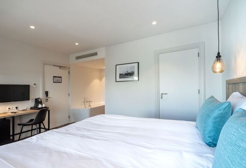 Superior Room, Maassluis