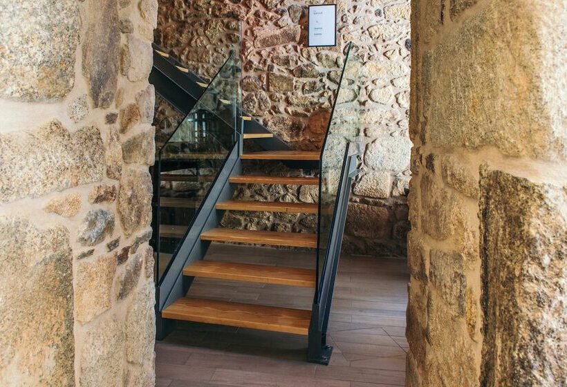 غرفة قياسية ثلاثية, In Barcelos Hostel & Guest House