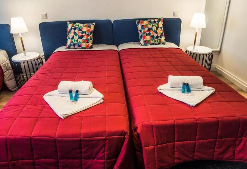 غرفة قياسية ثلاثية, In Barcelos Hostel & Guest House