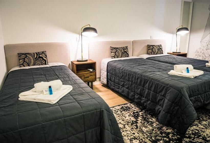 Номер Стандарт Трехместный, In Barcelos Hostel & Guest House