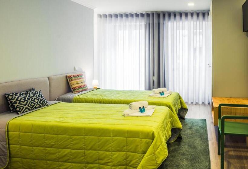 غرفة ديلوكس ثلاثية, In Barcelos Hostel & Guest House