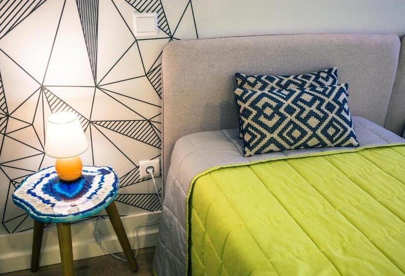 غرفة ديلوكس ثلاثية, In Barcelos Hostel & Guest House