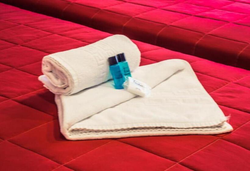 غرفة كومفورت ثلاثية, In Barcelos Hostel & Guest House