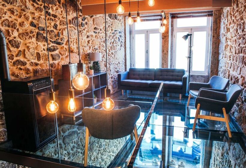 غرفة قياسية ثلاثية, In Barcelos Hostel & Guest House