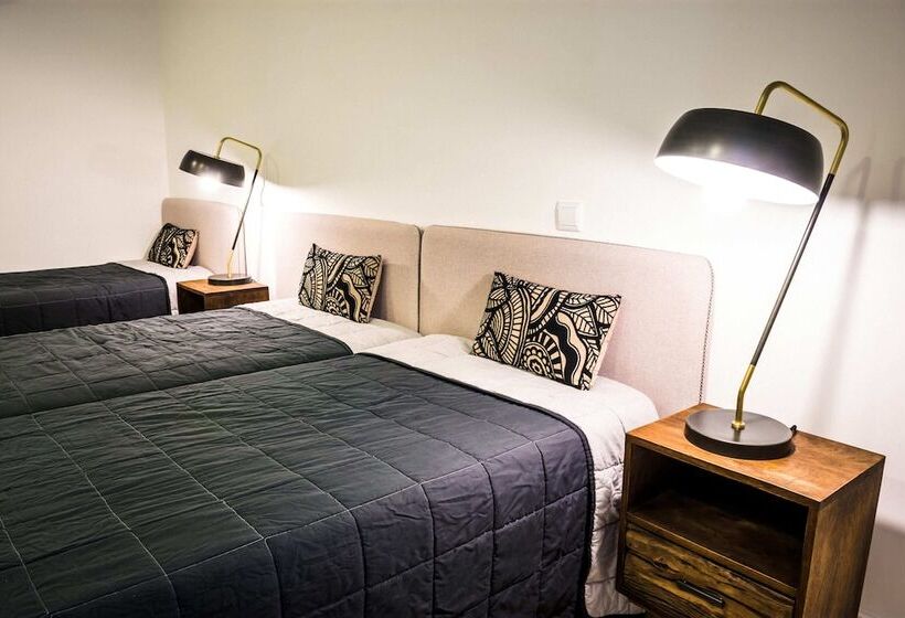 غرفة قياسية ثلاثية, In Barcelos Hostel & Guest House