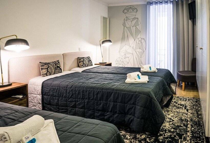 غرفة قياسية ثلاثية, In Barcelos Hostel & Guest House