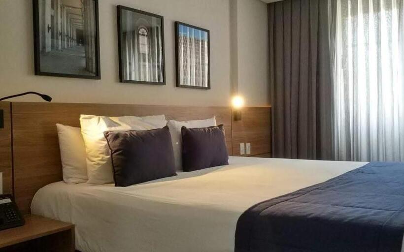 Студия Стандарт, Live Suites Itaipava