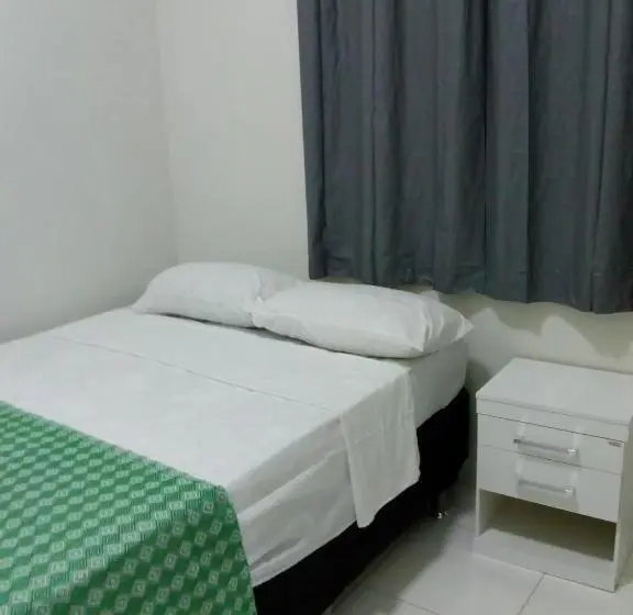 ファミリールーム, Hostel Central