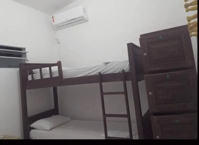スタンダード4人部屋, Hostel Central
