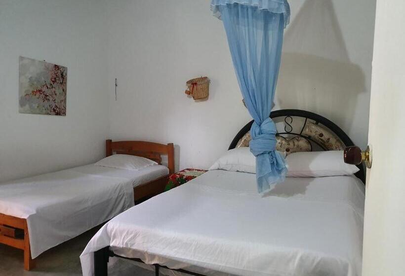 اتاق استاندارد سه نفره, Alojamiento Casa De Campo Los Cactus