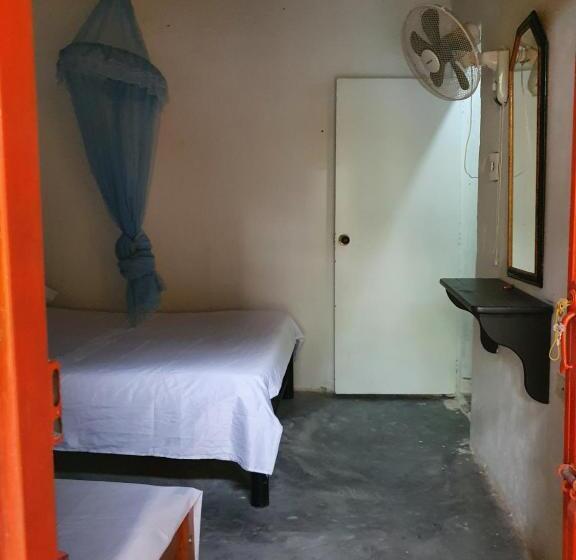 اتاق استاندارد سه نفره, Alojamiento Casa De Campo Los Cactus