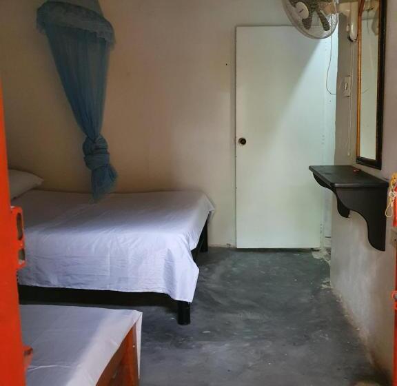 اتاق استاندارد سه نفره, Alojamiento Casa De Campo Los Cactus