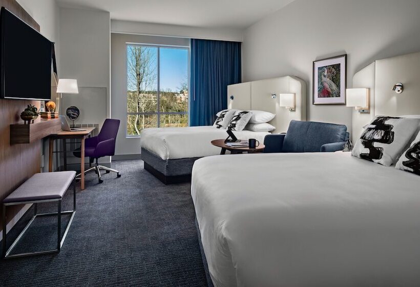 Premium room with river view, Crowne Plaza North Augusta, An Ihg