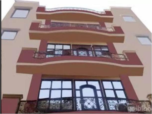 חדר דלוקס, Gurbachan Castle