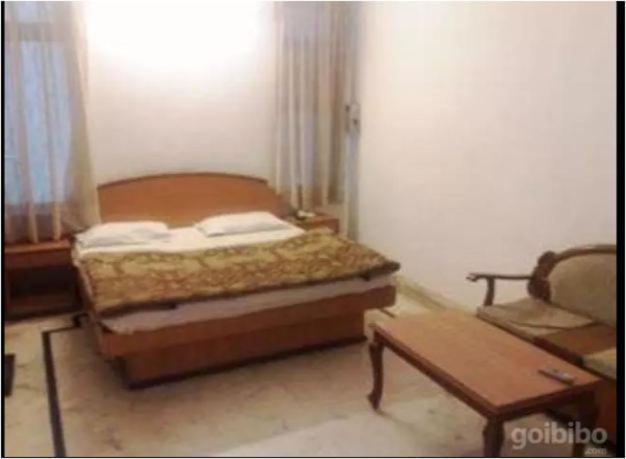 חדר דלוקס, Gurbachan Castle