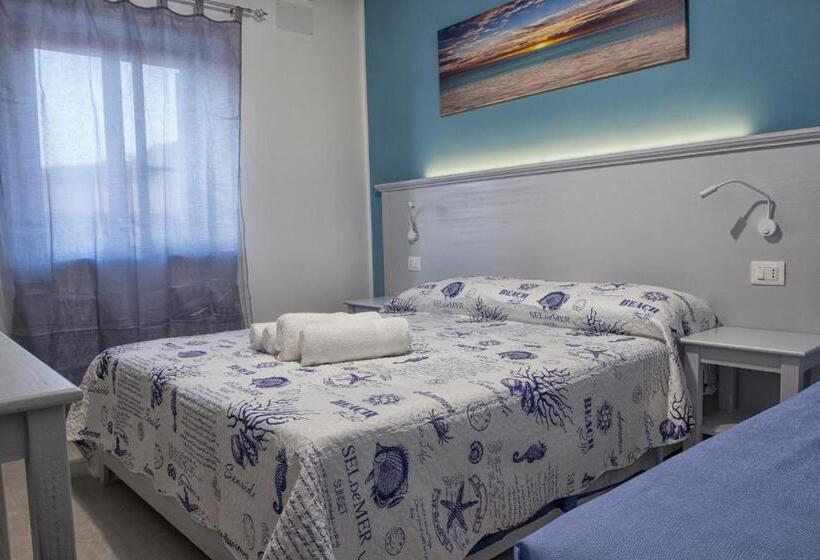 디럭스 테라스 룸 바다 전망, La Tonnara B&b