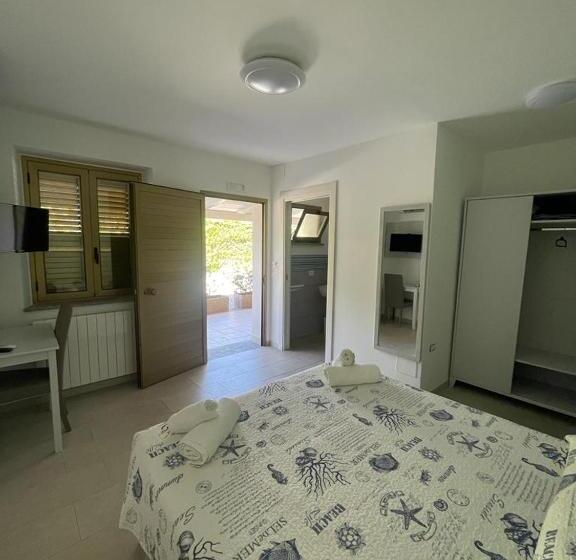 디럭스 룸, La Tonnara B&b