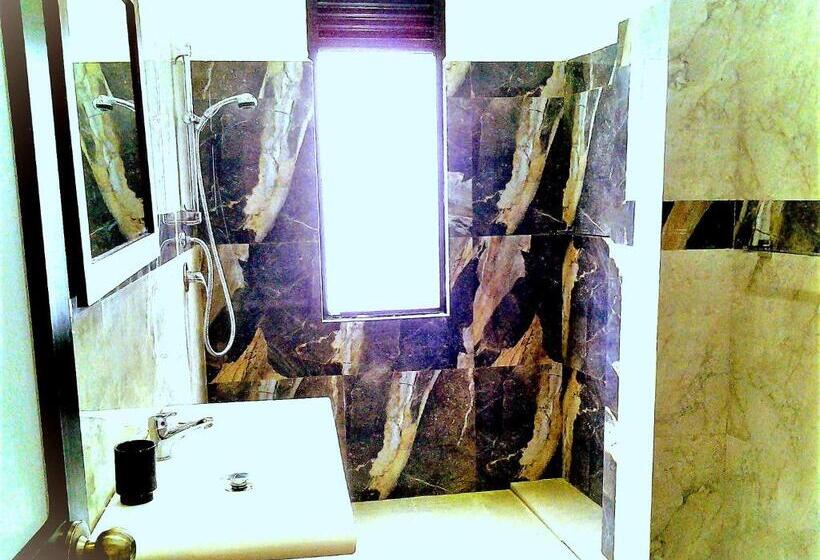 デラックスルーム, Himagira