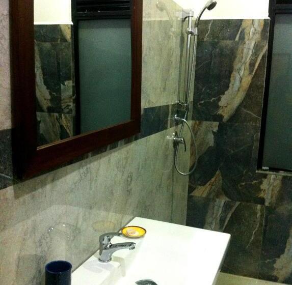 デラックスルーム, Himagira