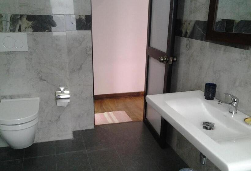 マウンテンビュースタンダードルーム, Himagira