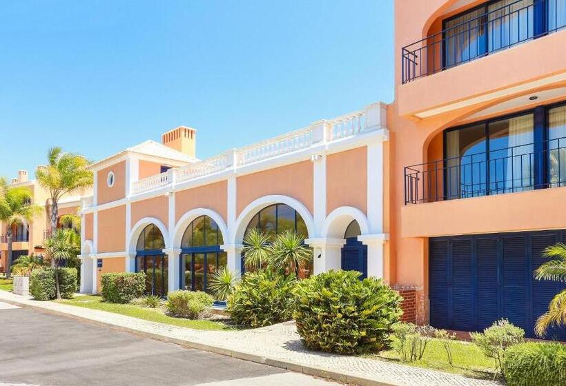 شقة غرفة واحدة, Golf F5 by Garvetur